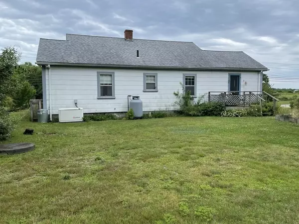 Westport, MA 02790,101 Adamsville Rd