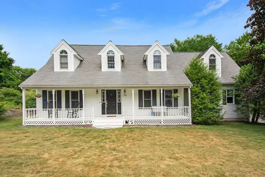 116 Causeway St, Hudson, MA 01749