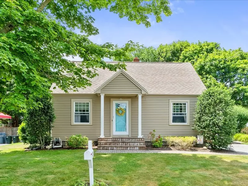 35 Bodwell Street, Somerset, MA 02726