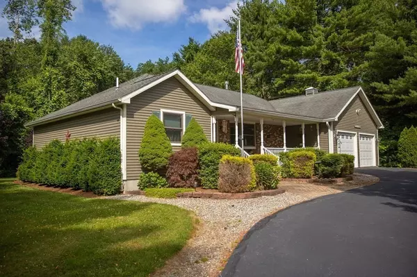 374 Thompson Rd, Webster, MA 01570