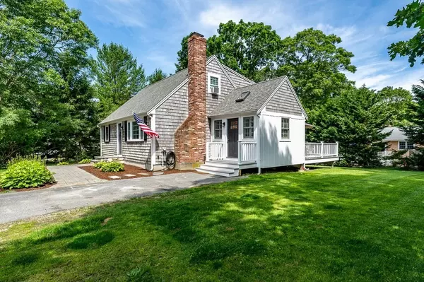 10 Benjamin Rd, Dennis, MA 02660