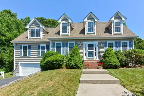 95 Pokanoket Path, Wrentham, MA 02093