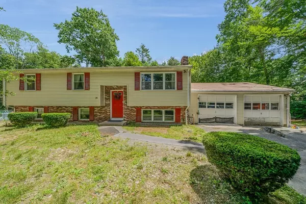 36 Kalmia Rd, Holbrook, MA 02343