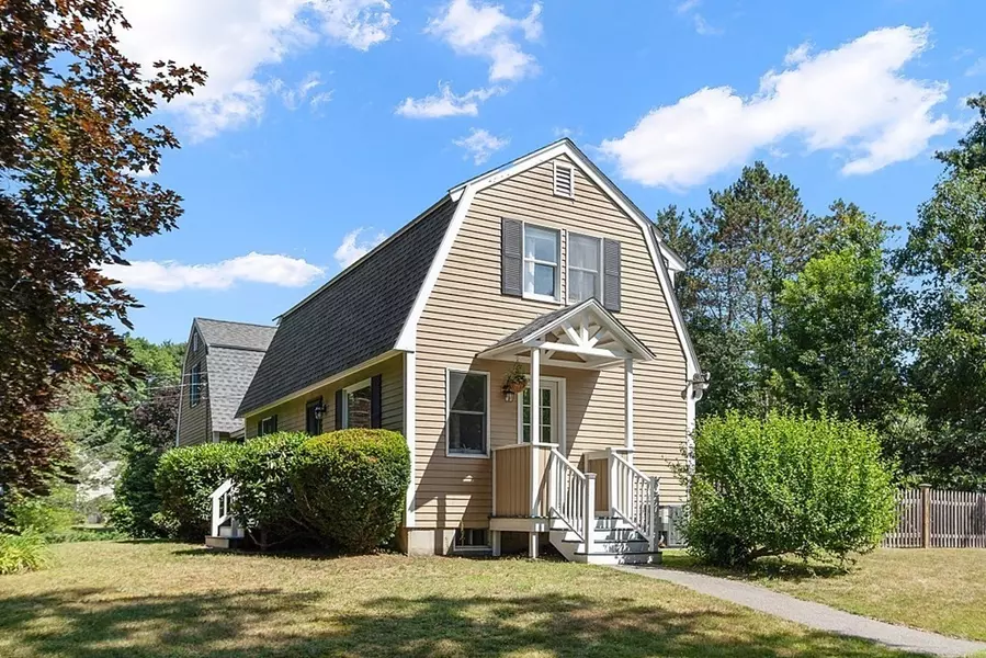 96 Bachelor St #96, West Newbury, MA 01985