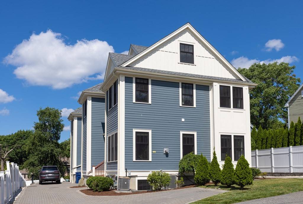 49 Cottage Street #1, Newton, MA 02464
