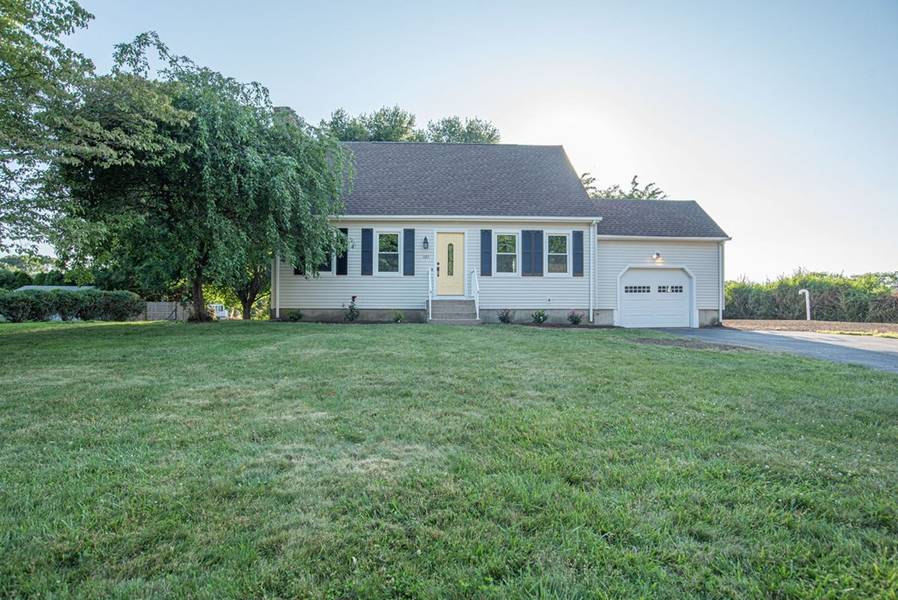 123 King Philip Rd, Seekonk, MA 02771