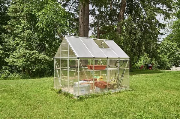 Montague, MA 01376,29 Walnut St