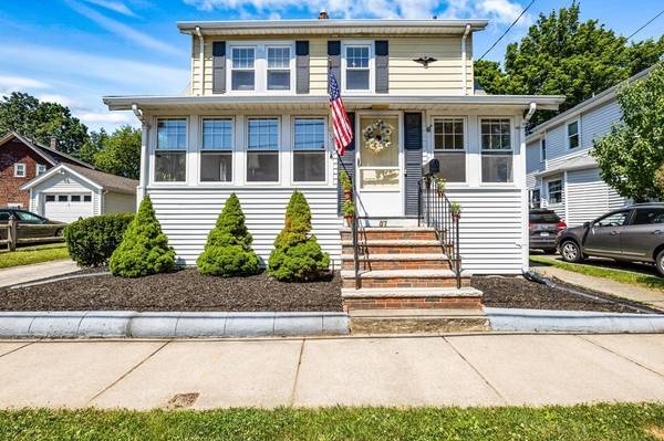 57 Hobomack Rd, Quincy, MA 02169