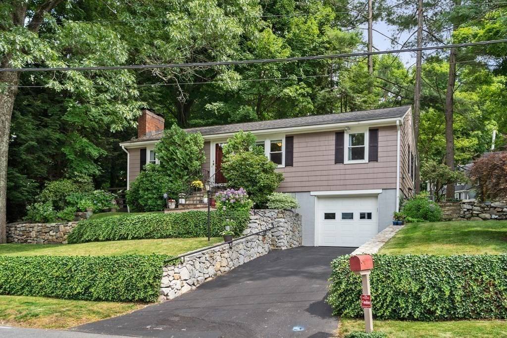 Wellesley, MA 02481,1 Bow St