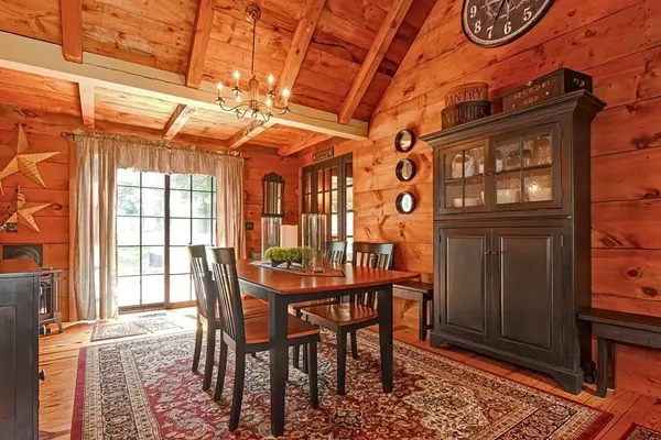 Sutton, MA 01590,19 Johnson  Rd