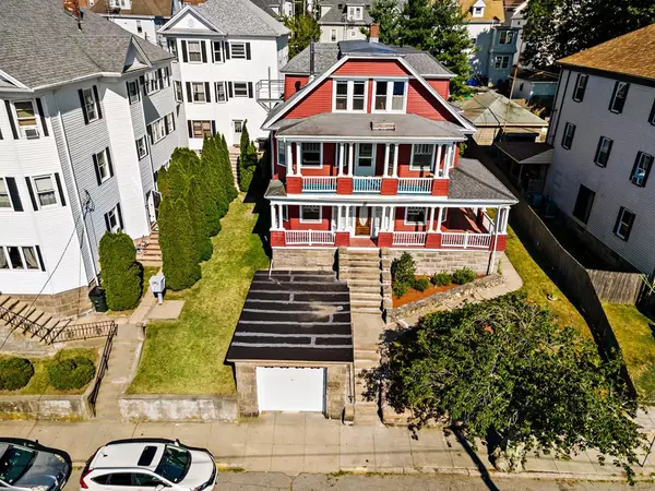 408 Ridge St, Fall River, MA 02724