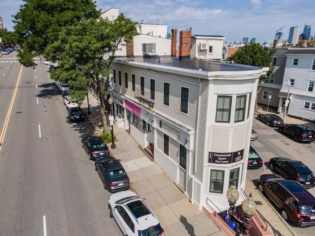 Boston, MA 02127,600 E Broadway