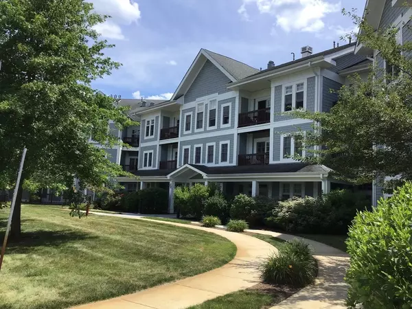 501 Commerce Dr #4-303, Braintree, MA 02184