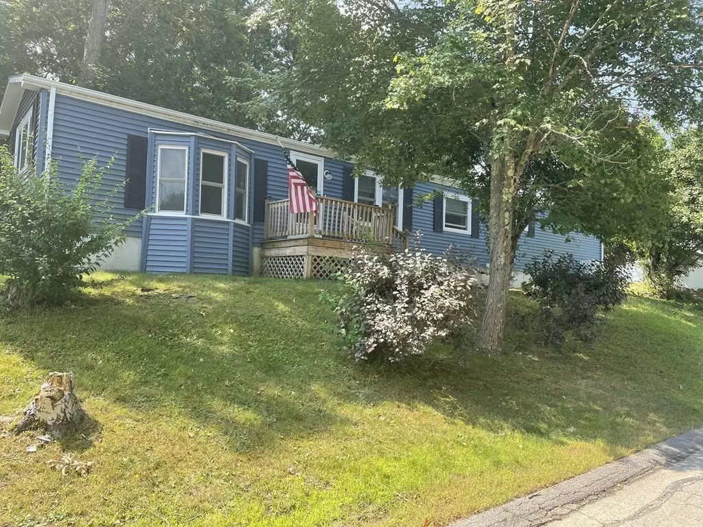 Rockland, MA 02370,7 Cedar Lane