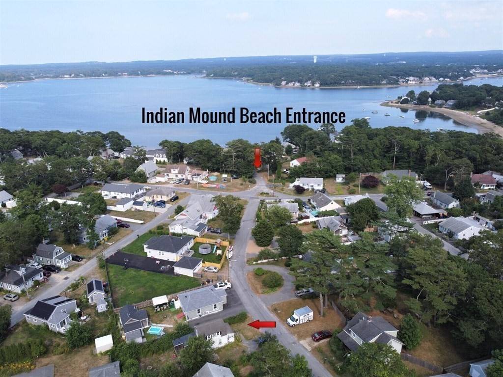 36 Chippewa Dr, Wareham, MA 02532