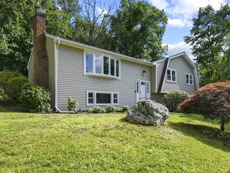 27 Byard Lane, Westborough, MA 01581