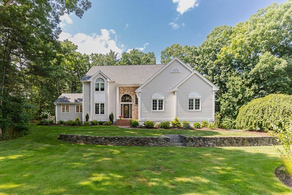 128 York Rd, Mansfield, MA 02048
