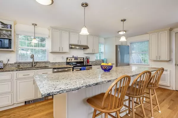 Yarmouth, MA 02664,8-10 Pawkannawkut Drive