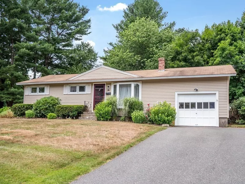 36 Regal St, Holliston, MA 01746