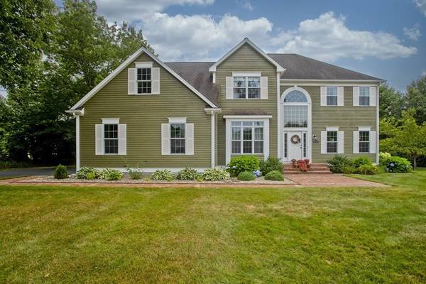 124 Sheffield Dr, Belchertown, MA 01007