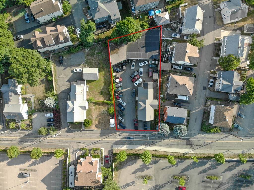 21-21R Newcomb St, Quincy, MA 02169