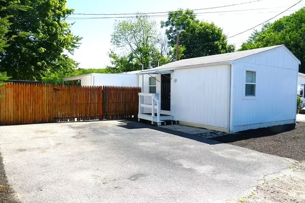 Taunton, MA 02780,23 Lisa Drive
