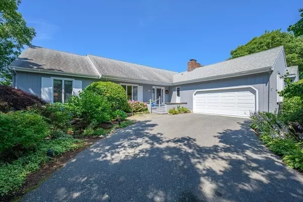 Falmouth, MA 02556,160 Alder Lane