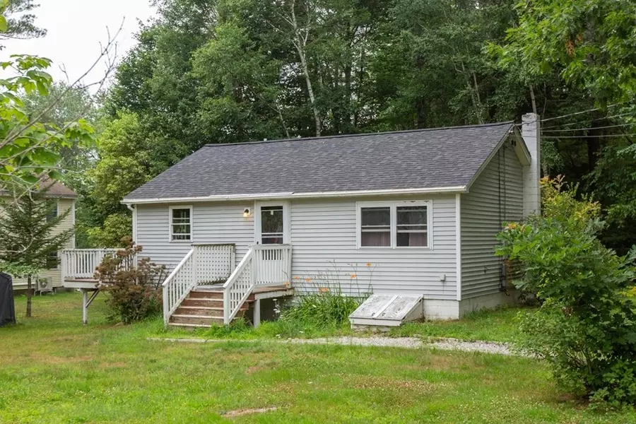 102 Winwood Drive, Barnstead, NH 03225