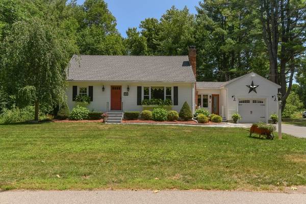 10 Old Summer St, Medway, MA 02053