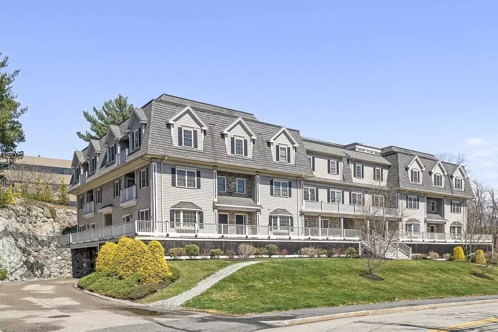 Waltham, MA 02451,255 Winter St #304