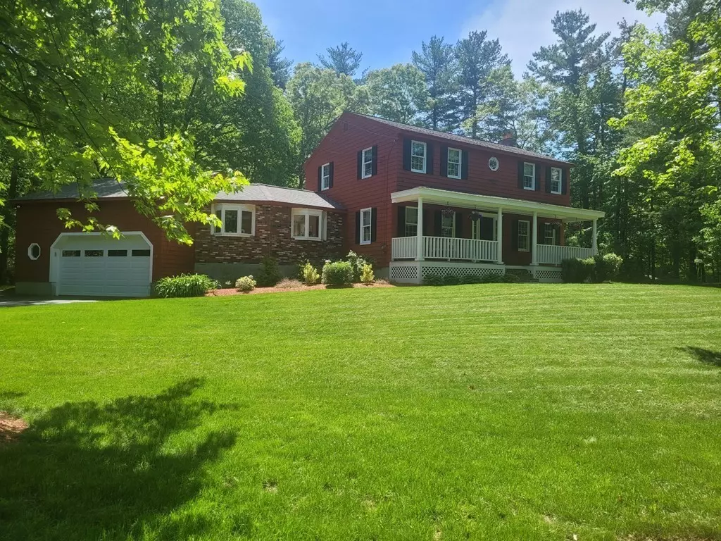 Tyngsborough, MA 01879,14 Beverlee Rd