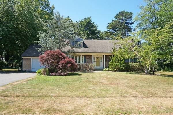 Falmouth, MA 02536,90 E Harbor Dr