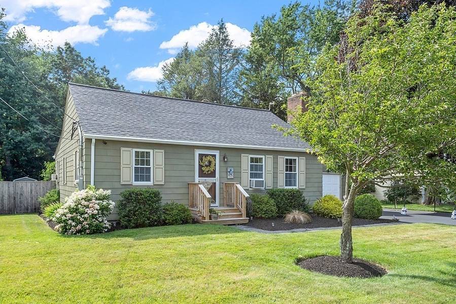 49 Stoneleigh Rd., Holden, MA 01520