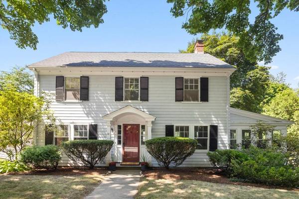 11 Marshall Road, Winchester, MA 01890