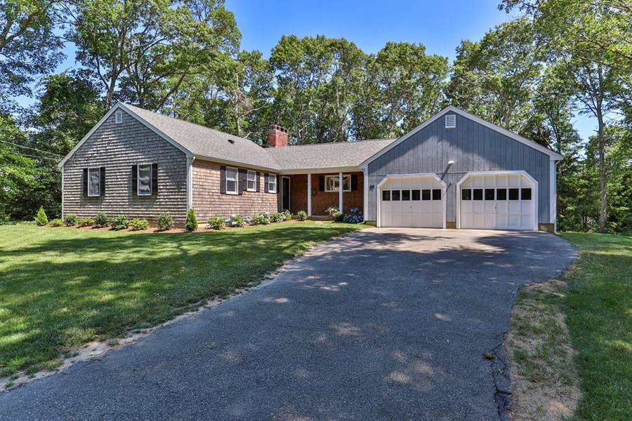 14 Herring Run Rd, Sandwich, MA 02537