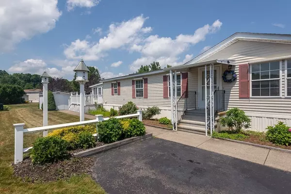 637 South Washington Street #51, North Attleboro, MA 02760