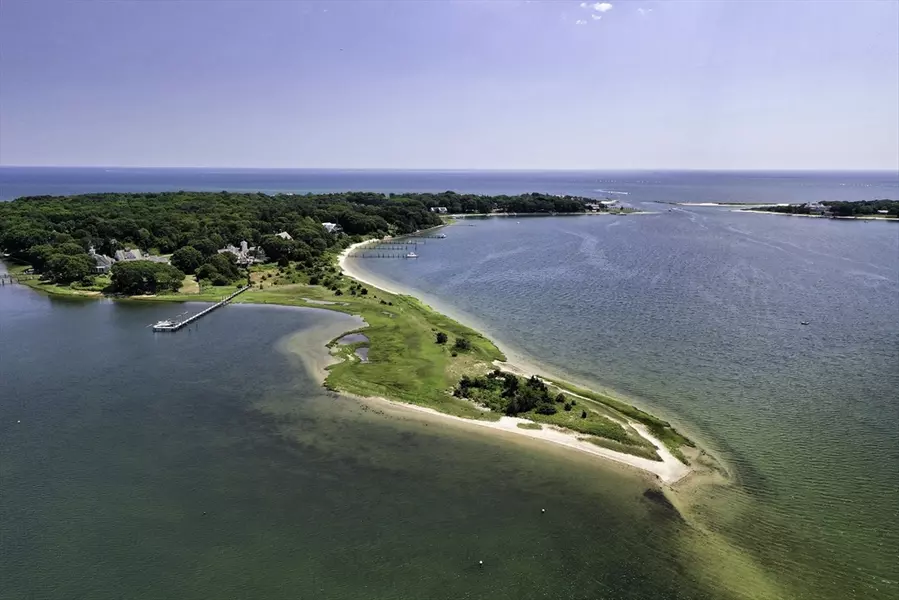 255 Bayberry Way, Barnstable, MA 02655