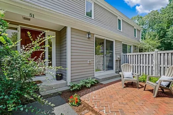 51 Fifer Ln #51, Lexington, MA 02420