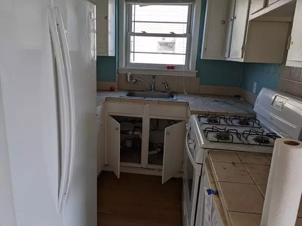 Fall River, MA 02720,92 Ballard St