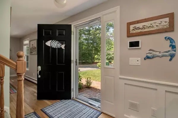 Barnstable, MA 02632,10 Nye Rd