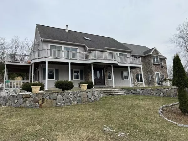 Dudley, MA 01571,5 Intervale Circle