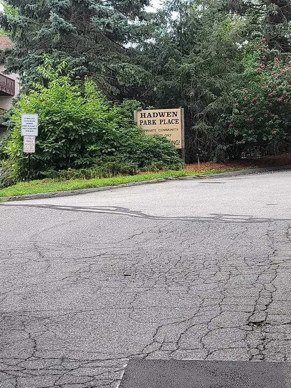 Worcester, MA 01603,10 Hulbert Rd #11