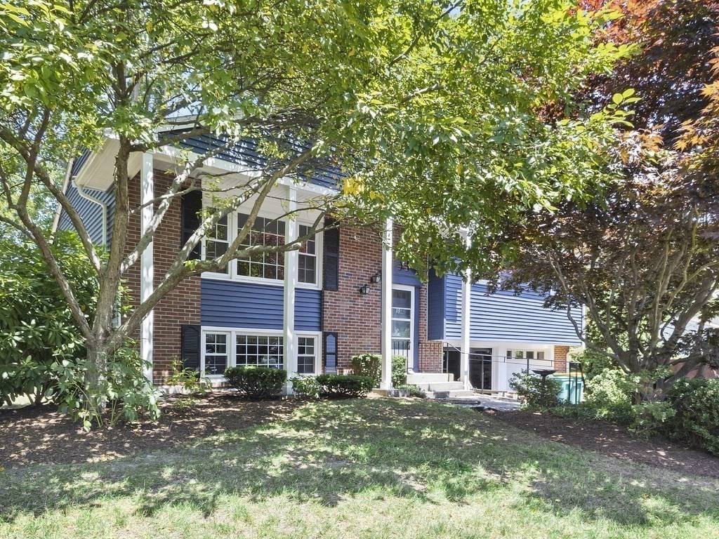 Norwood, MA 02062,29 Morningside Dr