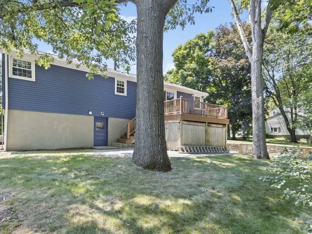 Norwood, MA 02062,29 Morningside Dr