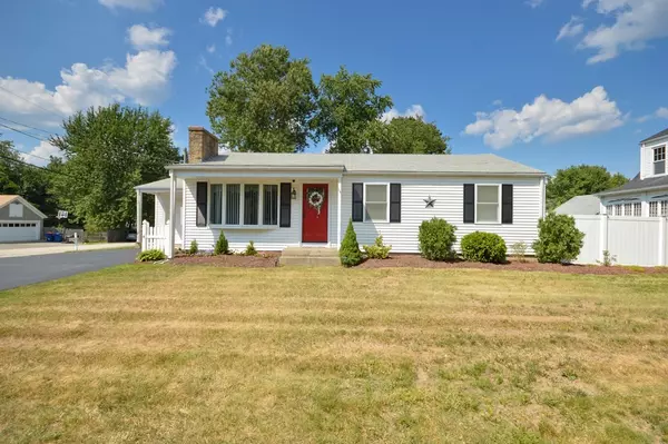 116 Central Ave, Seekonk, MA 02771