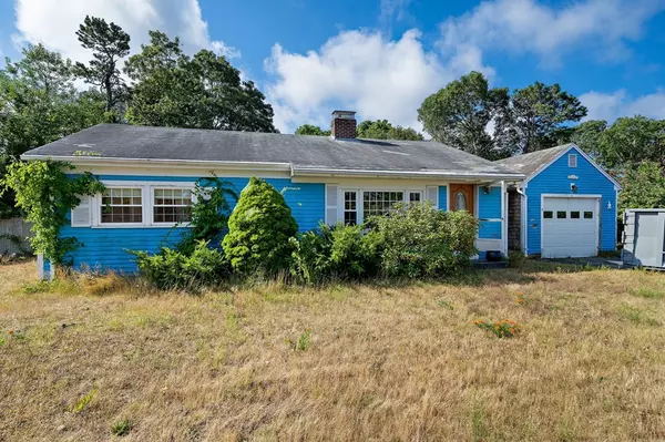 21 Hazelmoor Rd, Yarmouth, MA 02664