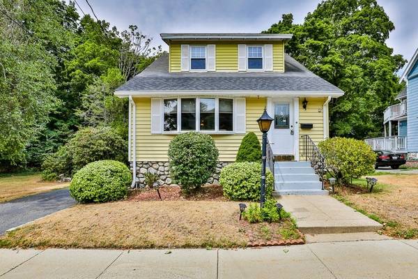 50 Greenwood Ave, Wakefield, MA 01880