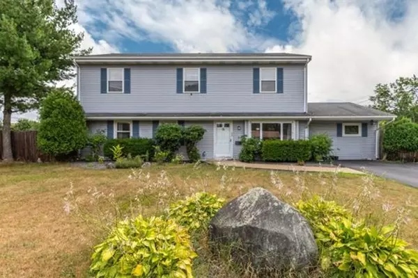 39 Hopkins Rd, Brockton, MA 02302