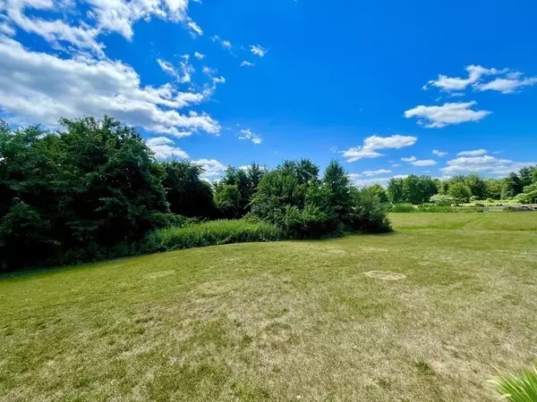 Southwick, MA 01077,140 Hillside Road