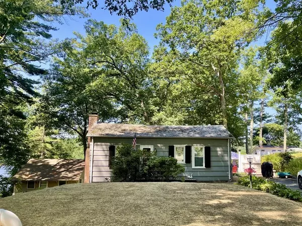 61 Cubles Drive, Brimfield, MA 01010